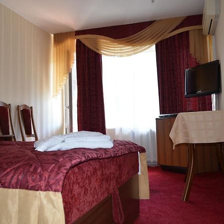 Hotel Cooperator Киев Екстериор снимка