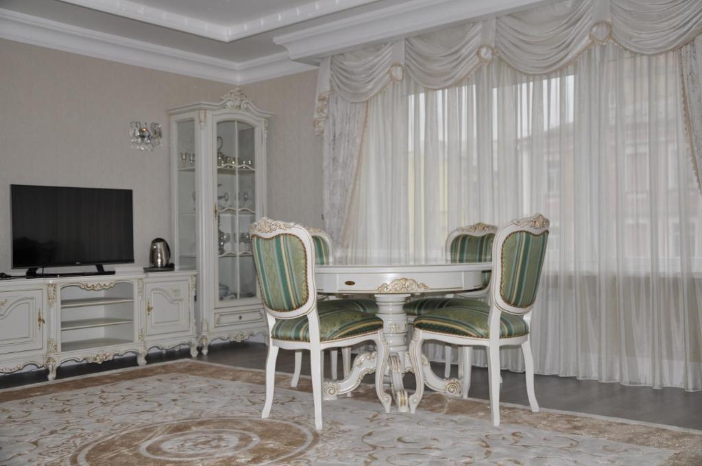 Hotel Cooperator Киев Стая снимка