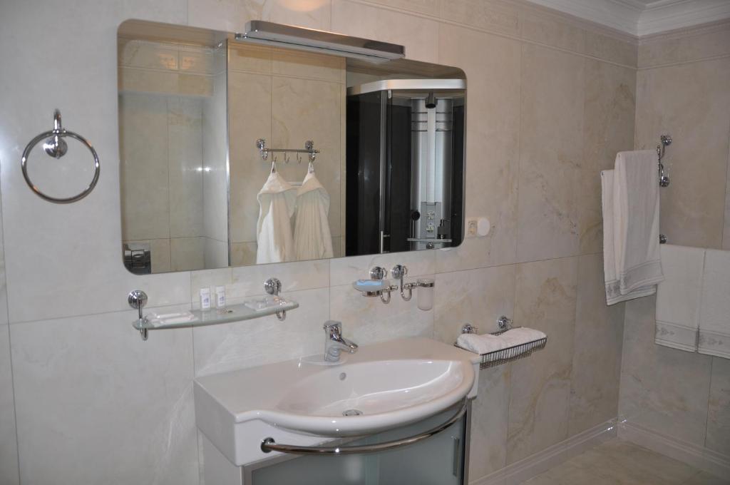 Hotel Cooperator Киев Стая снимка