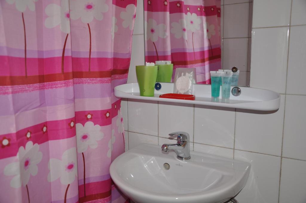 Hotel Cooperator Киев Стая снимка
