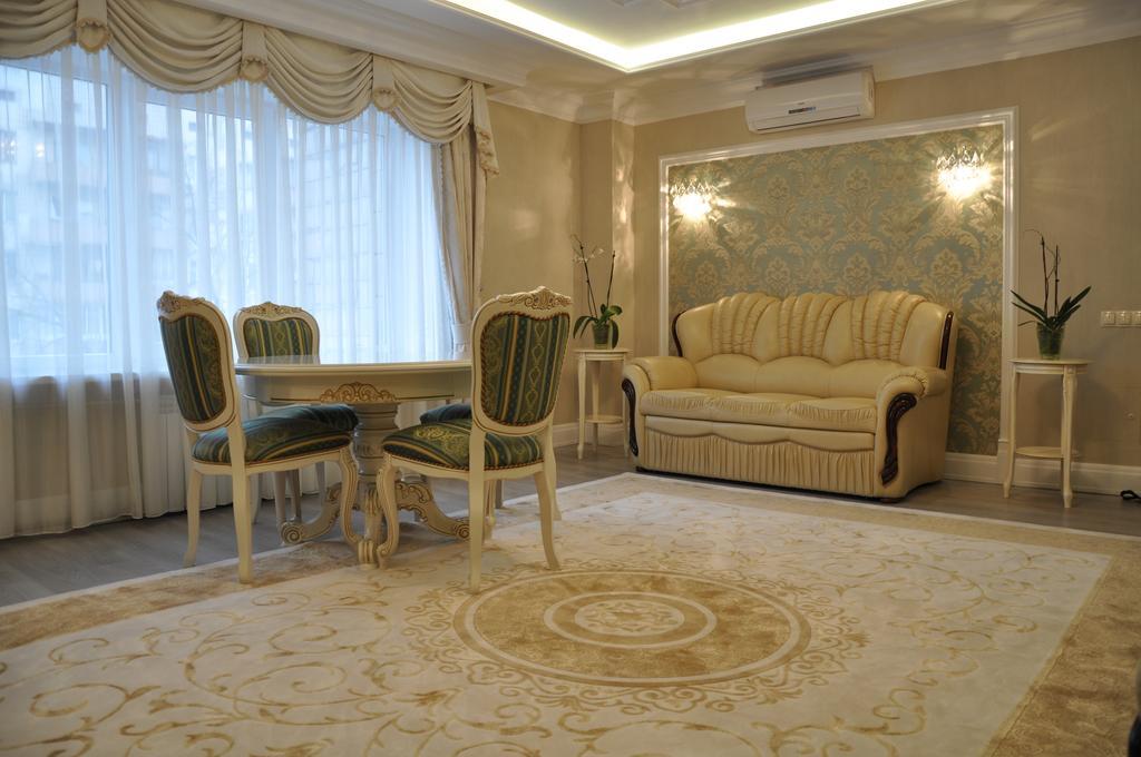 Hotel Cooperator Киев Екстериор снимка