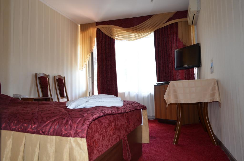 Hotel Cooperator Киев Екстериор снимка