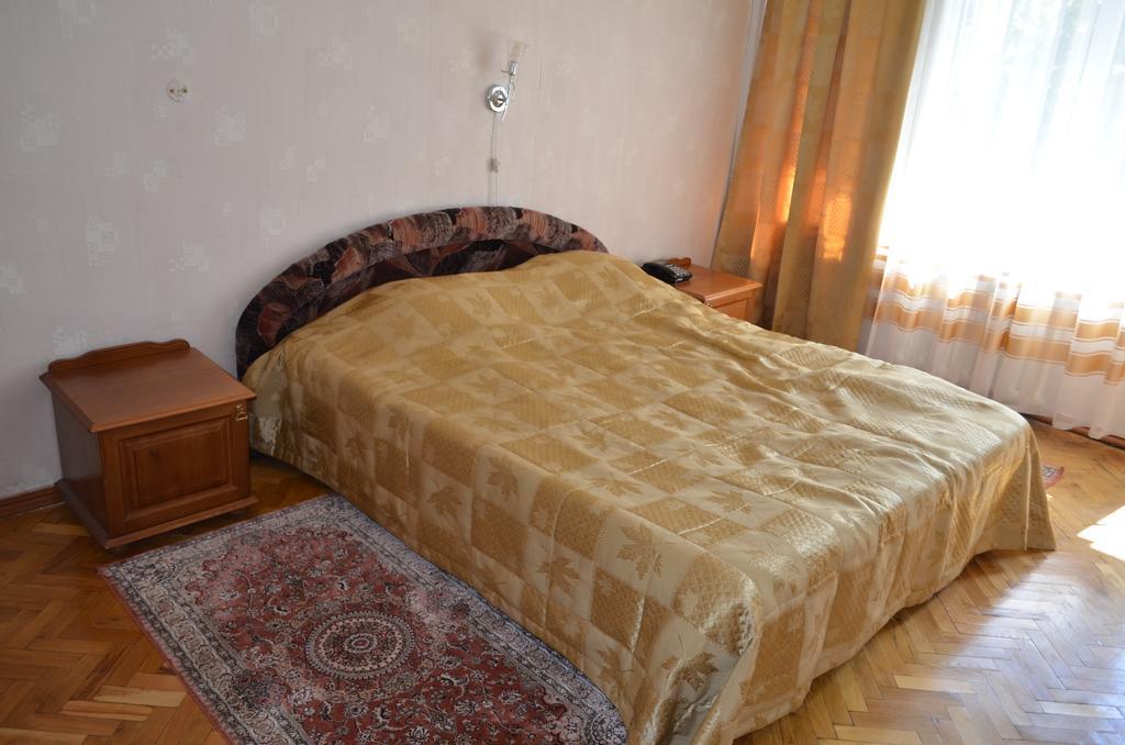 Hotel Cooperator Киев Екстериор снимка